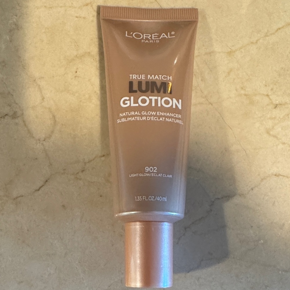 L'Oreal True Match Lumi Glotion - Light Glow 902